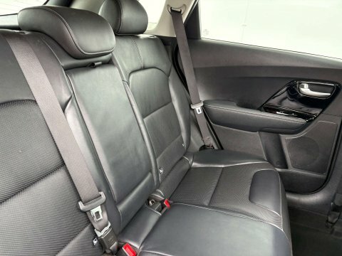 Kia Niro Estate Blue #30