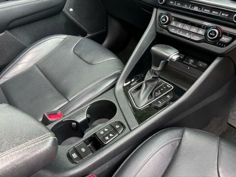 Kia Niro Estate Blue #21
