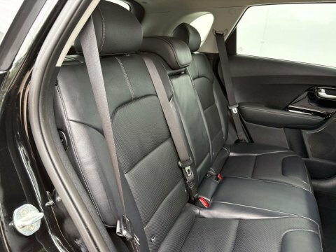 Kia Niro Estate Blue #31