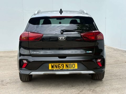 Kia Niro Estate Blue #40