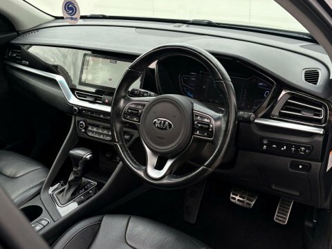 Kia Niro Estate Blue #54