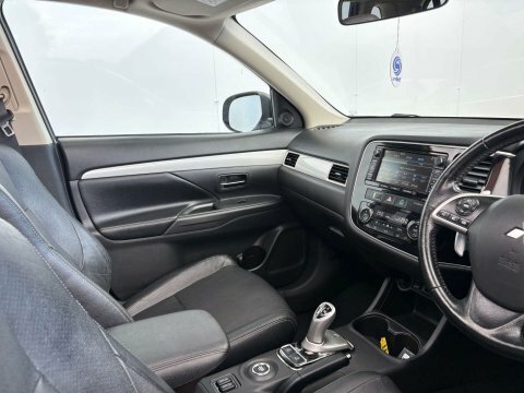 Mitsubishi Outlander 2.0 Phev Gx 4H Brown #29