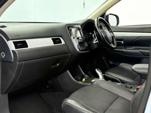Mitsubishi Outlander 2.0 Phev Gx 4H Brown #73
