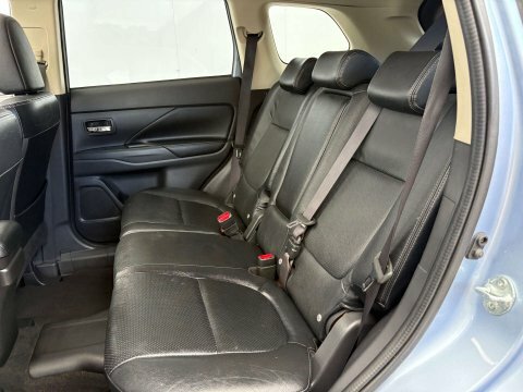 Mitsubishi Outlander 2.0 Phev Gx 4H Brown #70