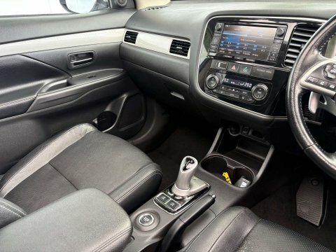 Mitsubishi Outlander 2.0 Phev Gx 4H Brown #22
