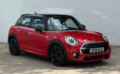 Mini Hatch 1.5 Cooper Red