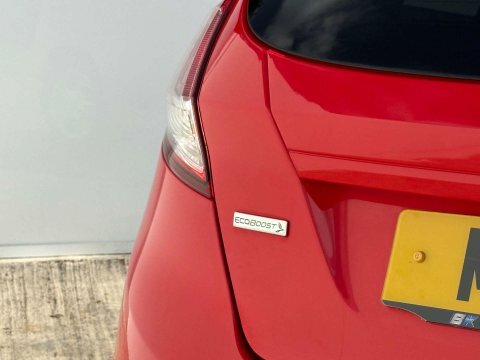 Ford Fiesta Hatchback Red #24