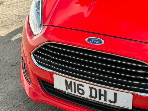 Ford Fiesta Hatchback Red #29