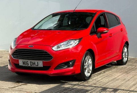 Ford Fiesta Hatchback Red #30