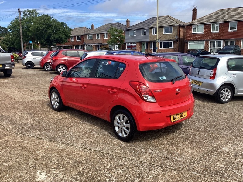 Hyundai I20 1.2 Active Hatchback Red #6
