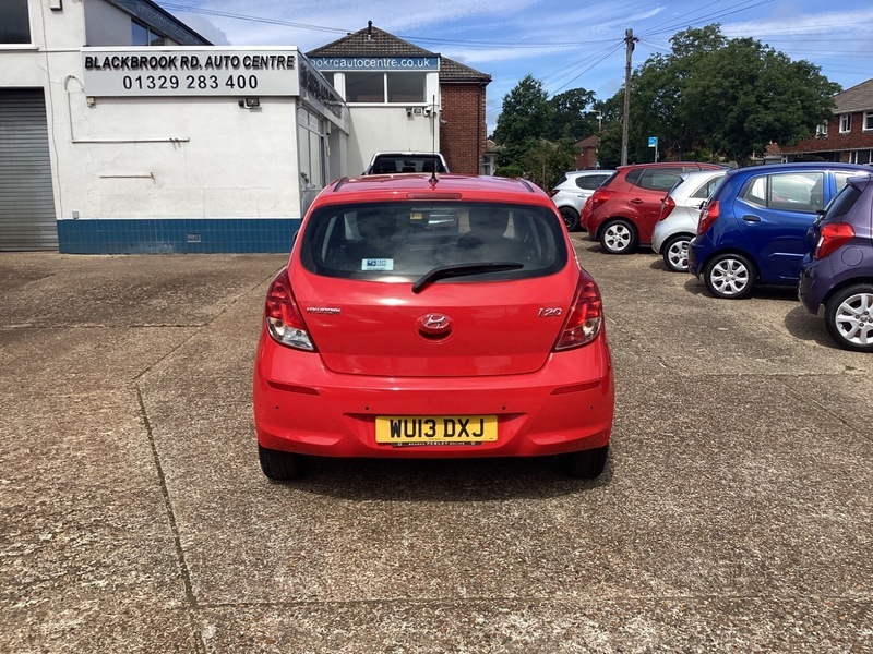 Hyundai I20 1.2 Active Hatchback Red #5
