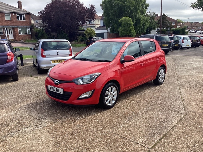 Hyundai I20 1.2 Active Hatchback Red #3