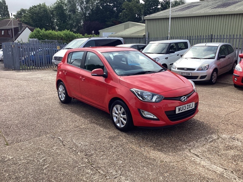 Hyundai I20 1.2 Active Hatchback Red