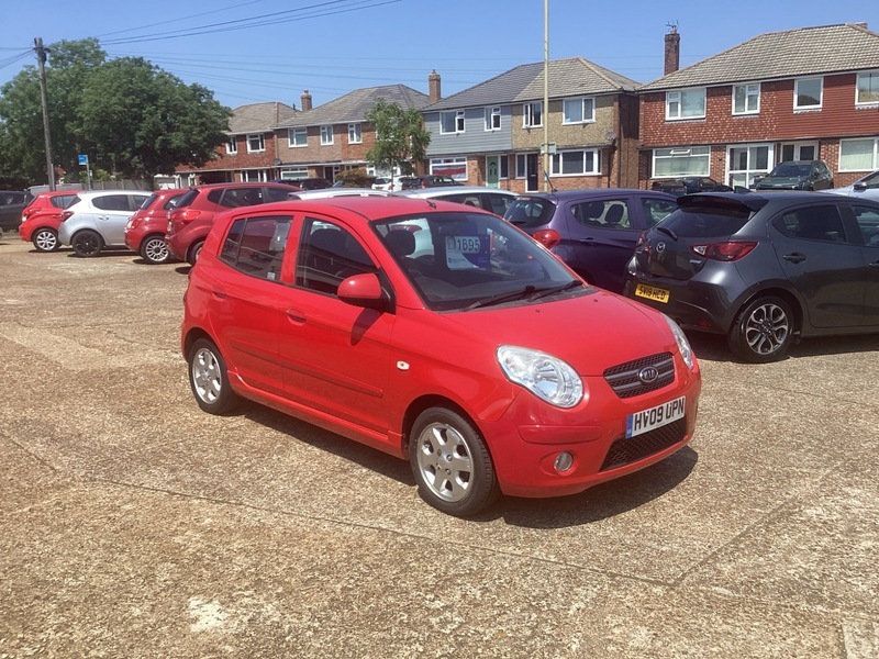 Kia Picanto 1.1 Red Hatchback Red