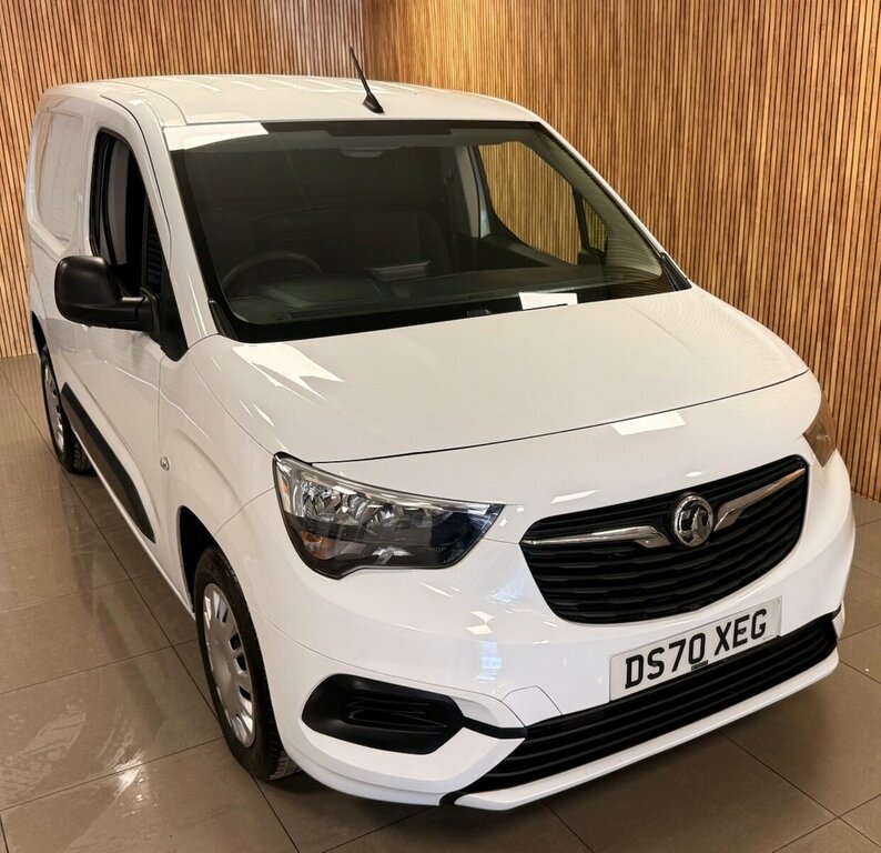Vauxhall Combo 1.6L Sportive White #6