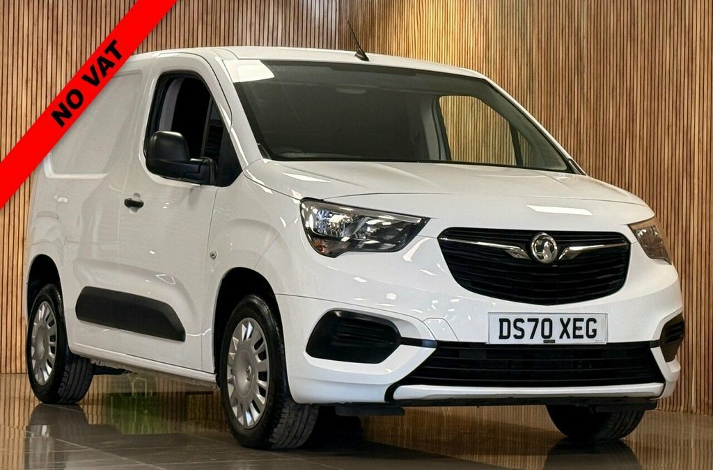 Vauxhall Combo 1.6L Sportive White