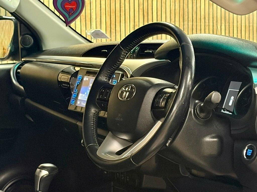 Toyota HILUX 2.4L Invincible X Blue #5
