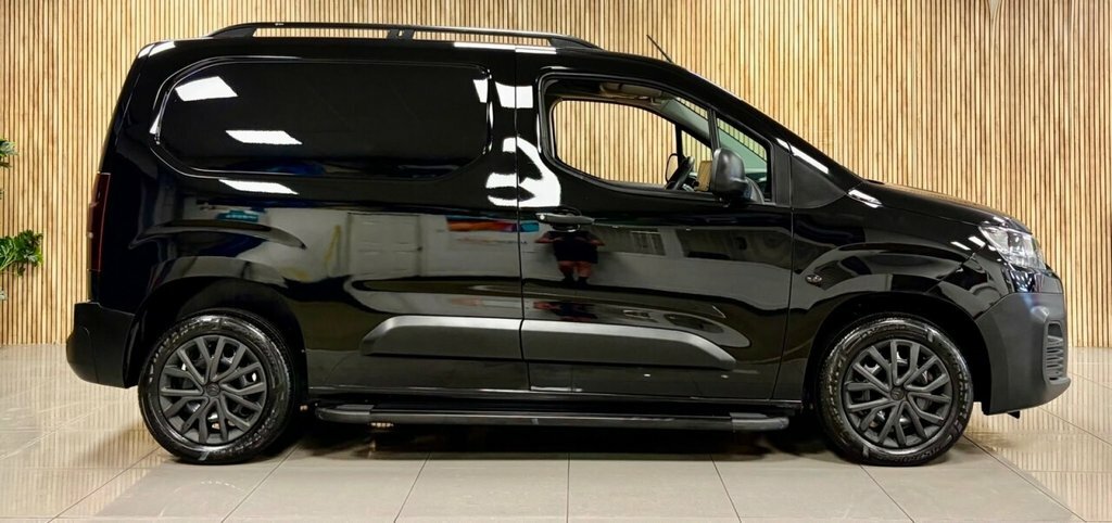 Citroen Berlingo 1.6L Enterprise M YR69UUG Black #3