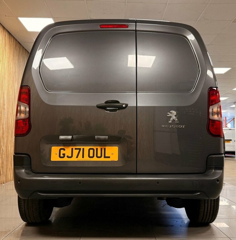 Peugeot Partner 1.5L Professional Premium Grey #4