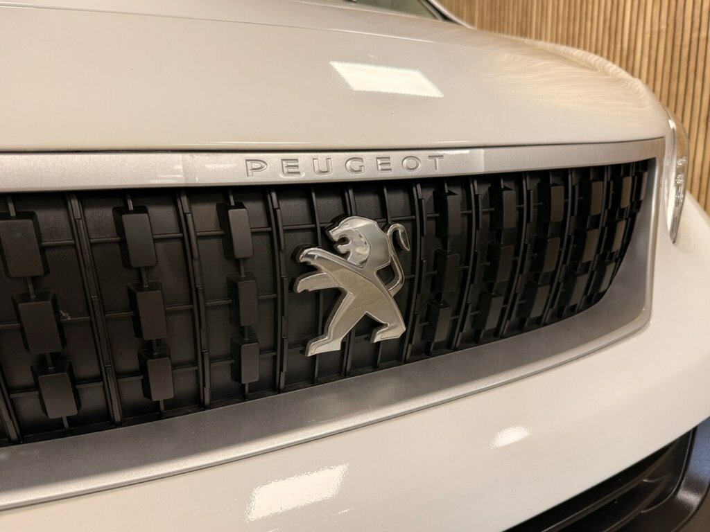 Peugeot Expert 2L Professional 6Dr NV70PHK White #6