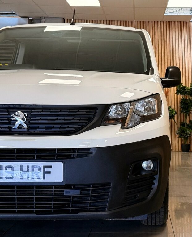 Peugeot Partner 1.6L Professional White #4