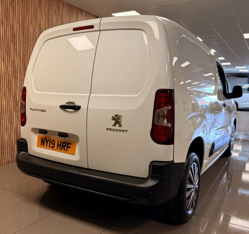 Peugeot Partner 1.6L Professional White #3