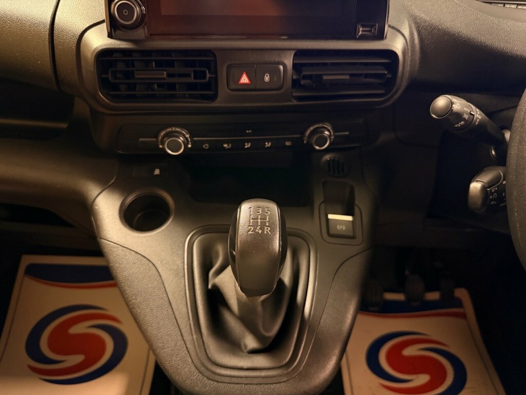 Peugeot Partner 1.6L Professional Grey #23