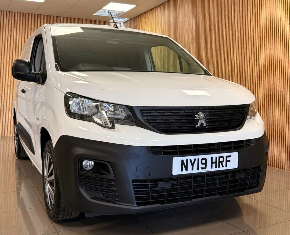 Peugeot Partner 1.6L Professional White #6