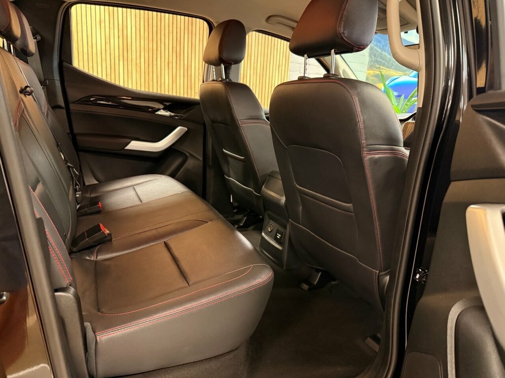 Maxus T90 130Kw Elite Double Cab Pickup 88.5Kwh Black #18
