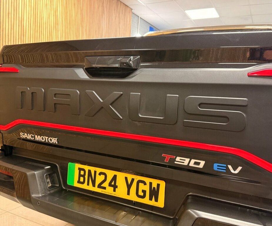 Maxus T90 130Kw Elite Double Cab Pickup 88.5Kwh Black #12