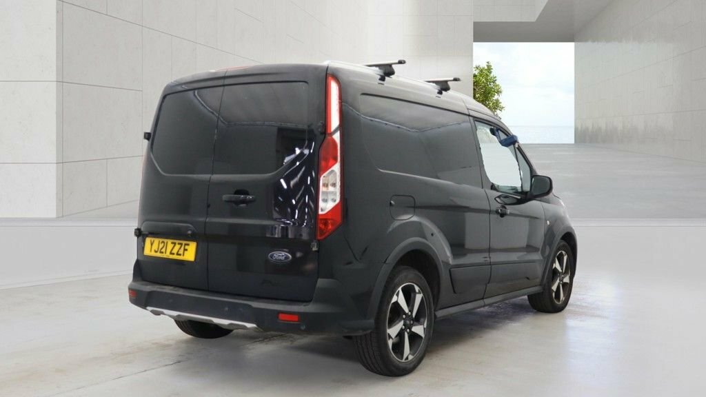 Ford Transit Connect 1.5L Active Black #4