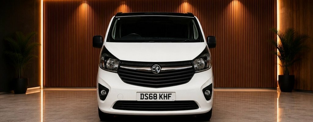 Vauxhall Vivaro 1.6L Sportive DS68KHF White #4