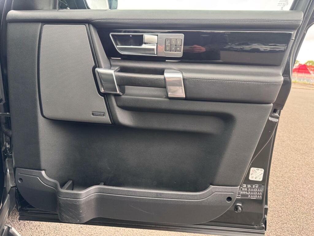 Land Rover Discovery 4 3L Graphite Black #26