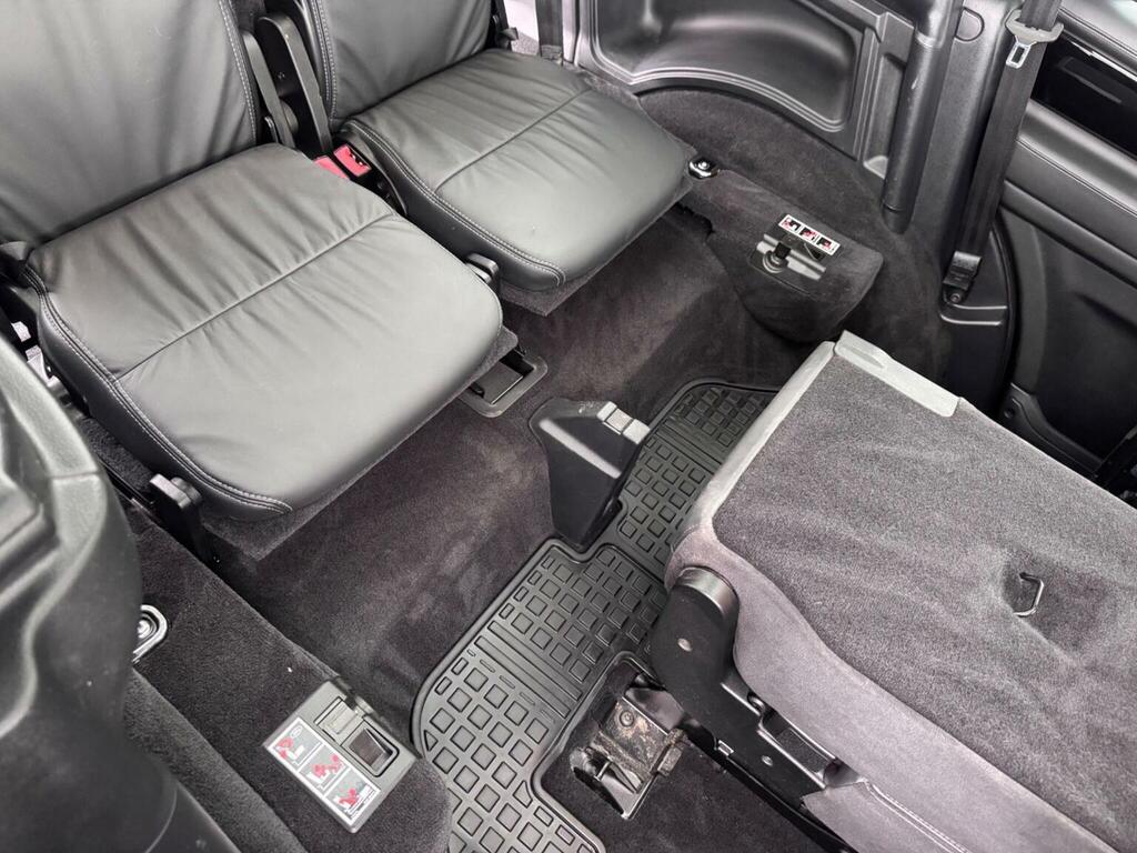 Land Rover Discovery 4 3L Graphite Black #47