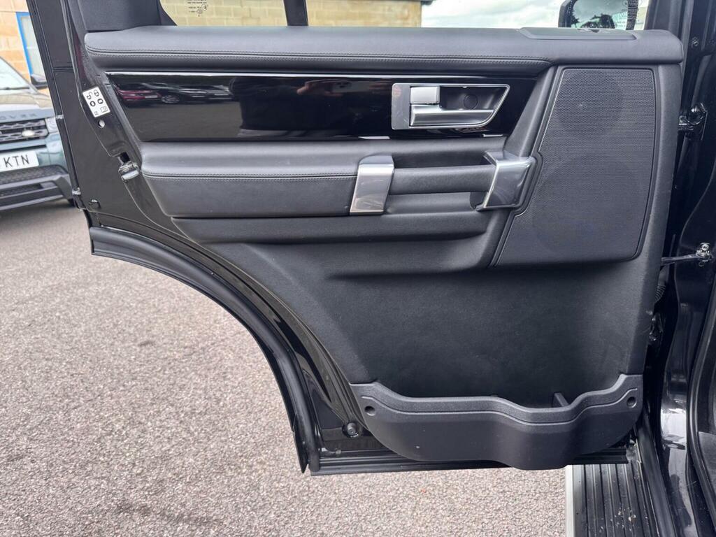 Land Rover Discovery 4 3L Graphite Black #24