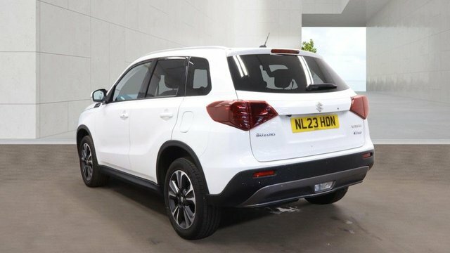Suzuki Vitara 2023 1.4 Boosterjet Mhev Sz5 Suv Hybrid White #4