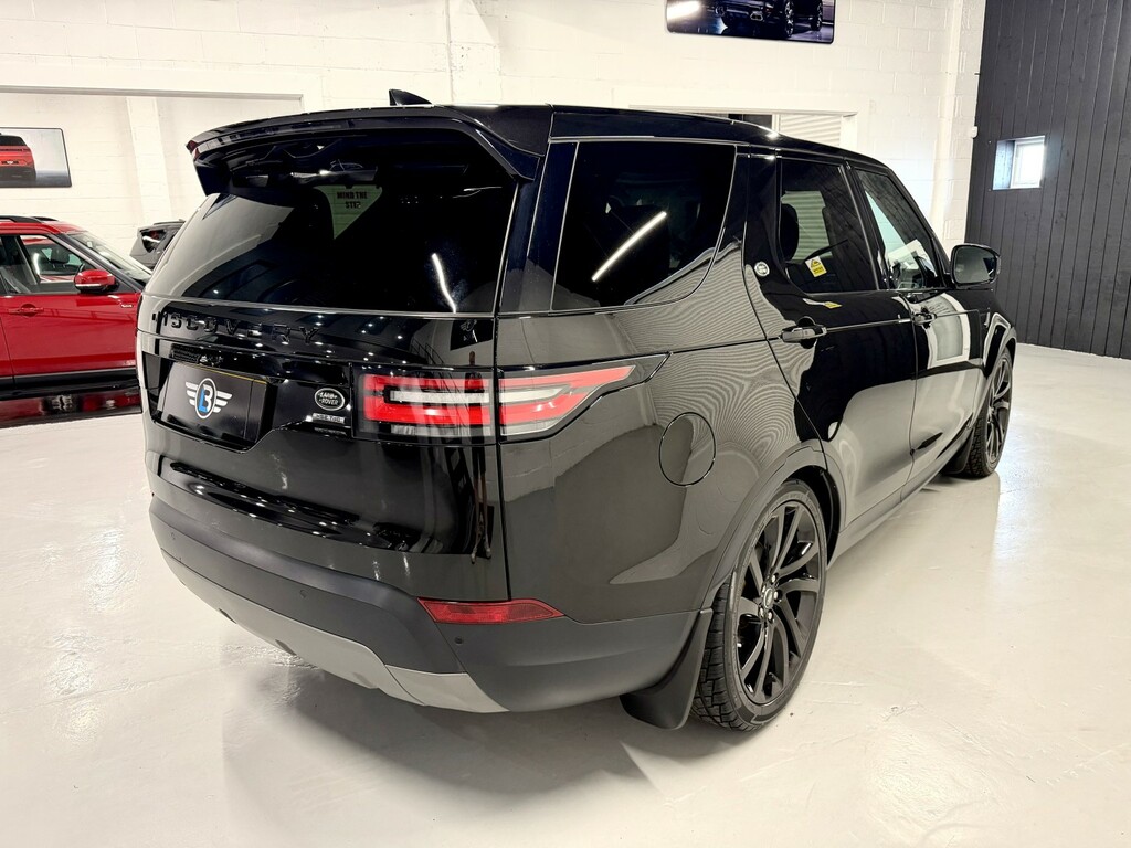 Land Rover Discovery 3.0 Td V6 Hse Black #2