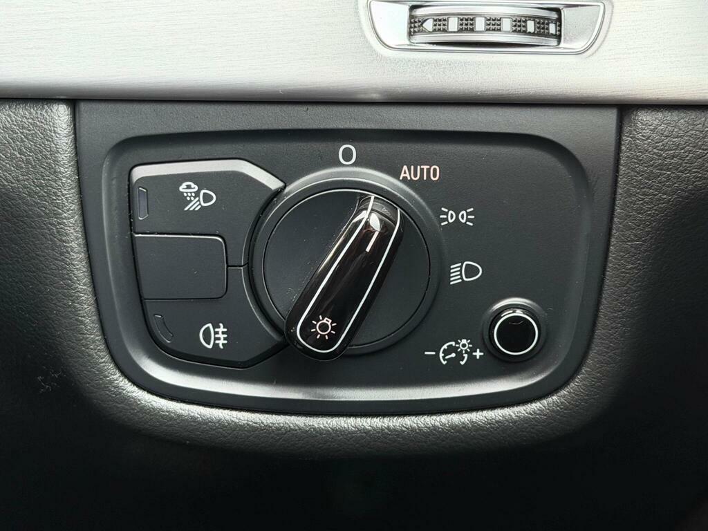 Audi A8 Saloon 3.0 Tdi V6 Black Edition Tiptronic Quattro Silver #48