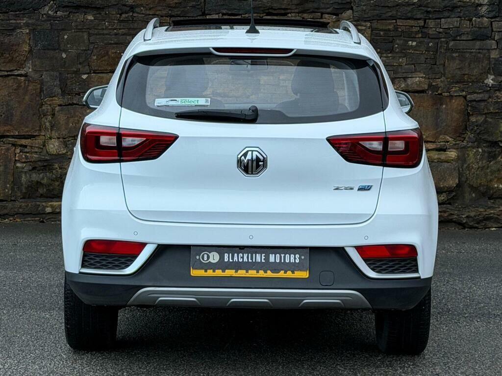 MG ZS 44.5Kwh Exclusive  White #6