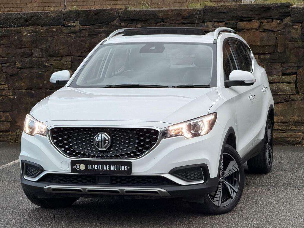 MG ZS 44.5Kwh Exclusive  White #3