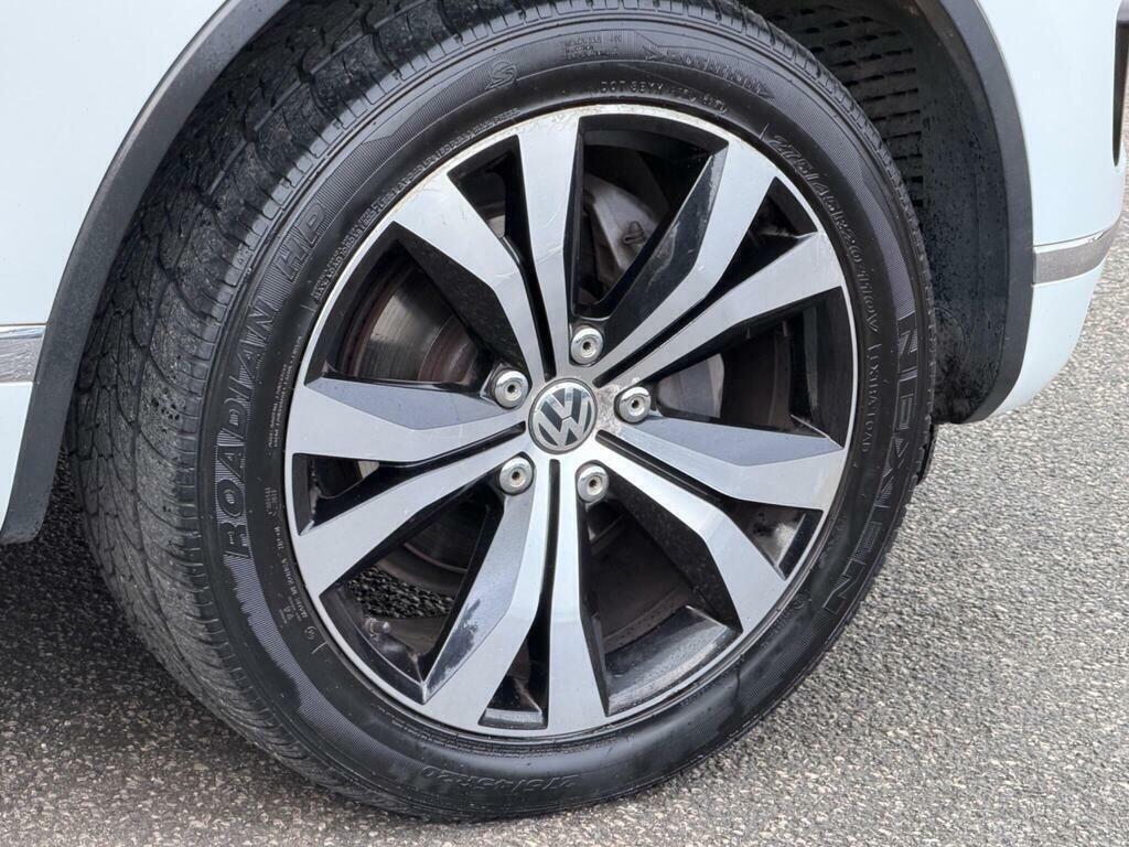 Volkswagen Touareg Suv Blue #59