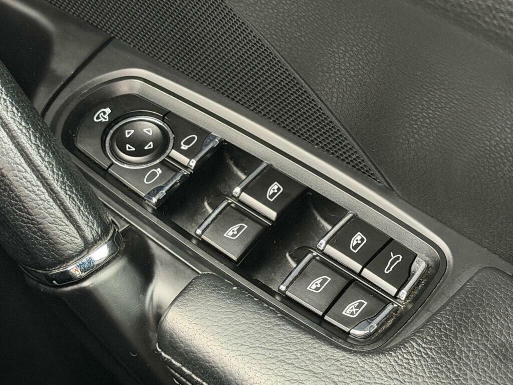 Porsche Cayenne Black #43