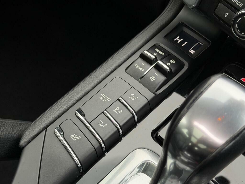 Porsche Cayenne Black #36
