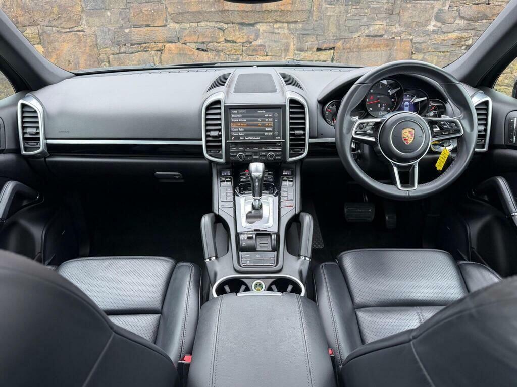 Porsche Cayenne Black #11