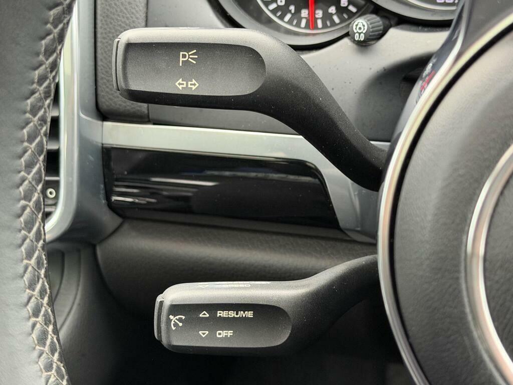 Porsche Cayenne Black #47