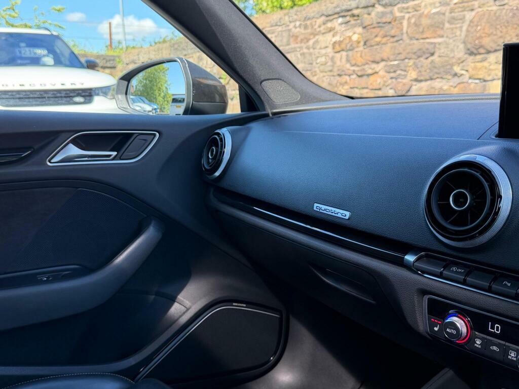 Audi RS3 Hatchback 2.5 Blue #51