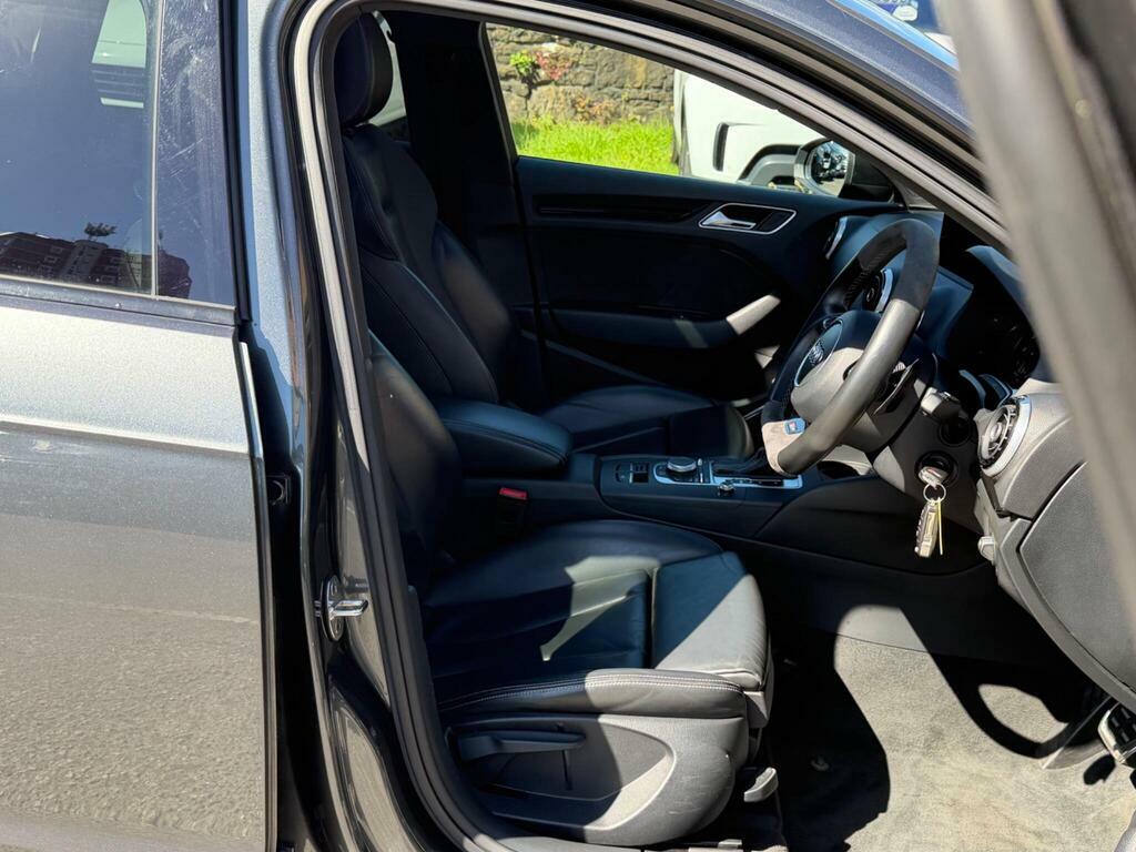 Audi RS3 Hatchback 2.5 Blue #15