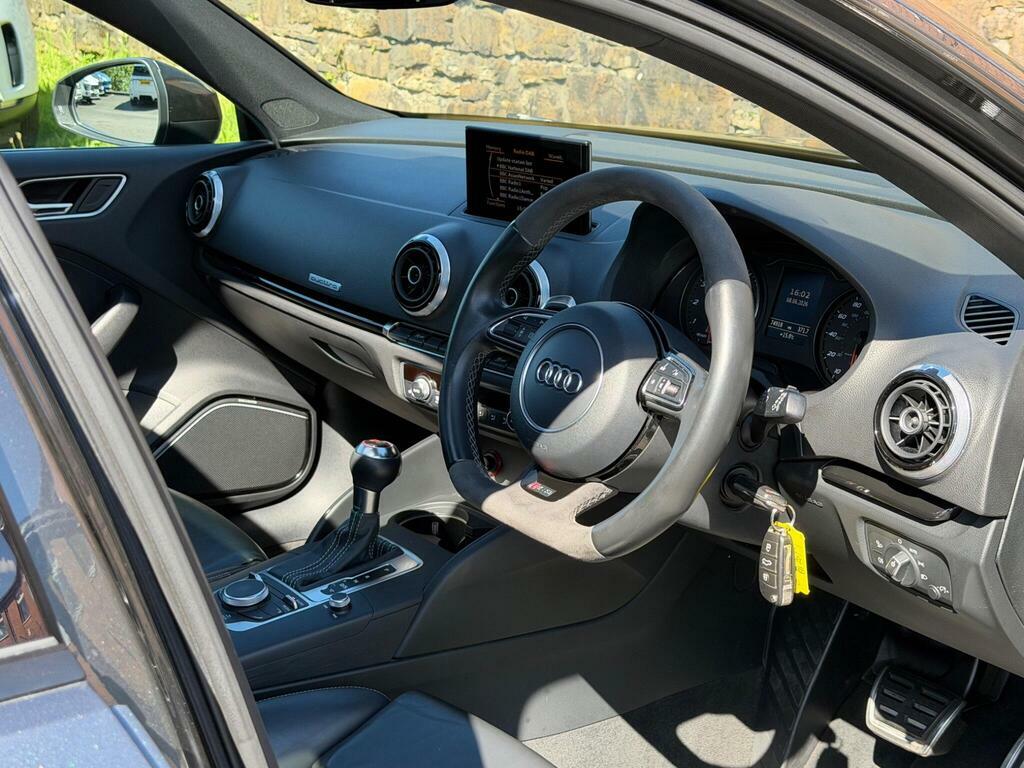 Audi RS3 Hatchback 2.5 Blue #12