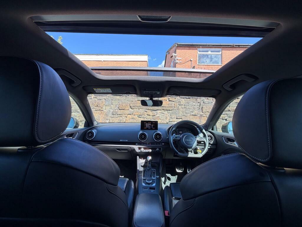 Audi RS3 Hatchback 2.5 Blue #10