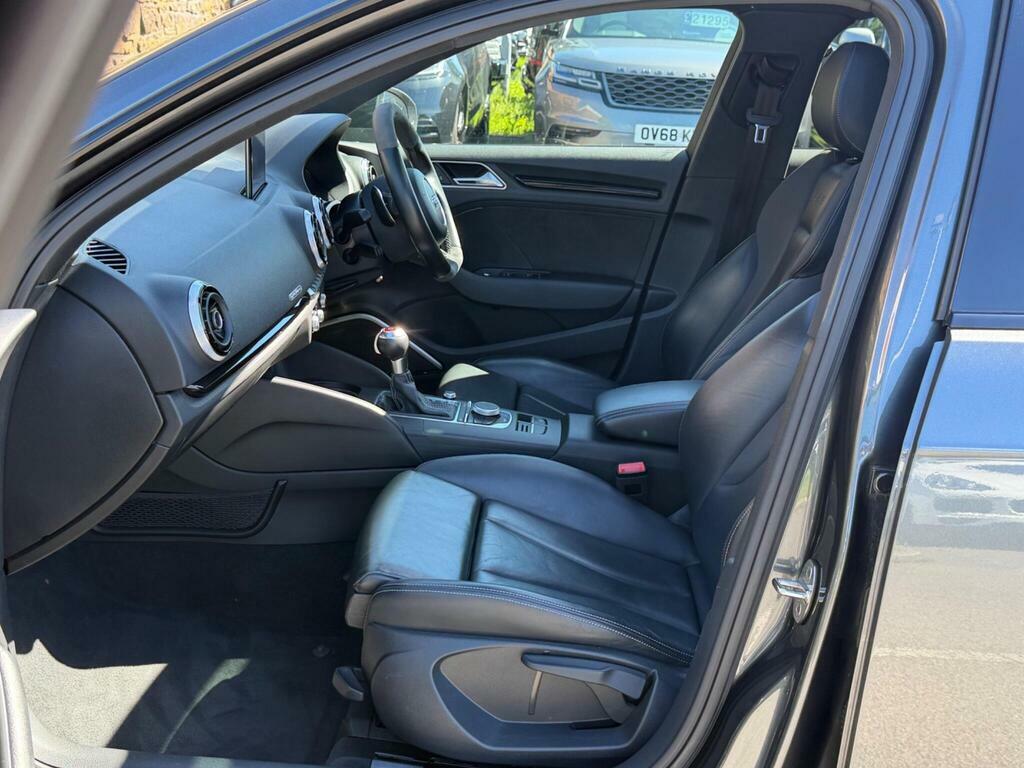 Audi RS3 Hatchback 2.5 Blue #16